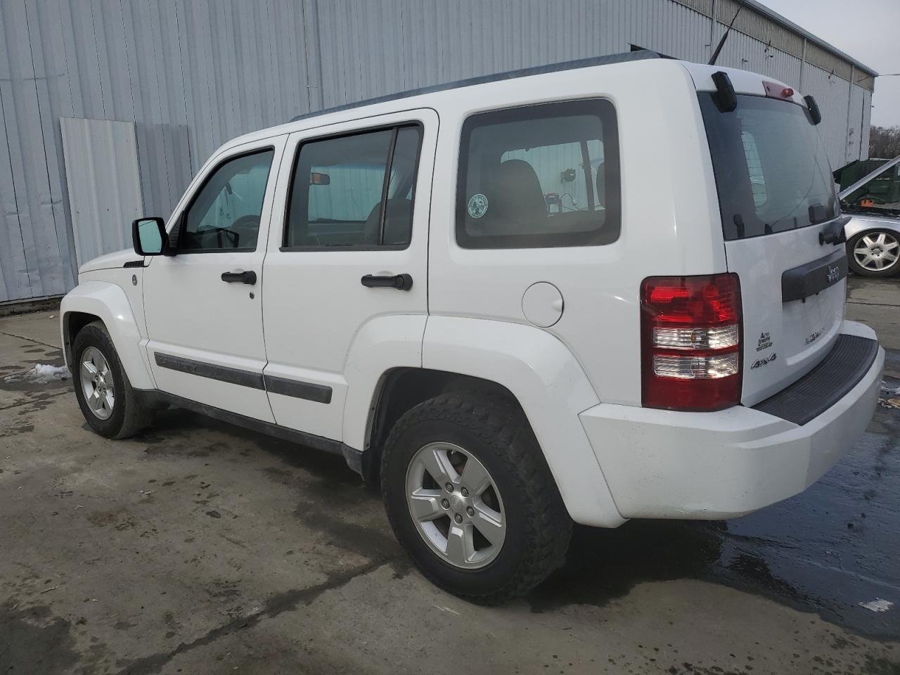 Photo 1 VIN: 1J4PN2GK0BW516906 - JEEP LIBERTY (NORTH AMERICA) 