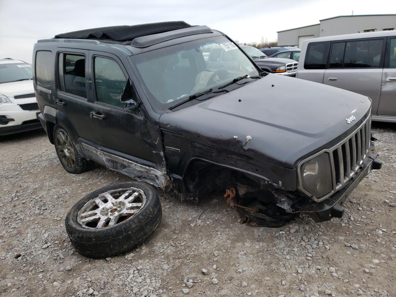 Photo 3 VIN: 1J4PN2GK0BW588382 - JEEP LIBERTY (NORTH AMERICA) 