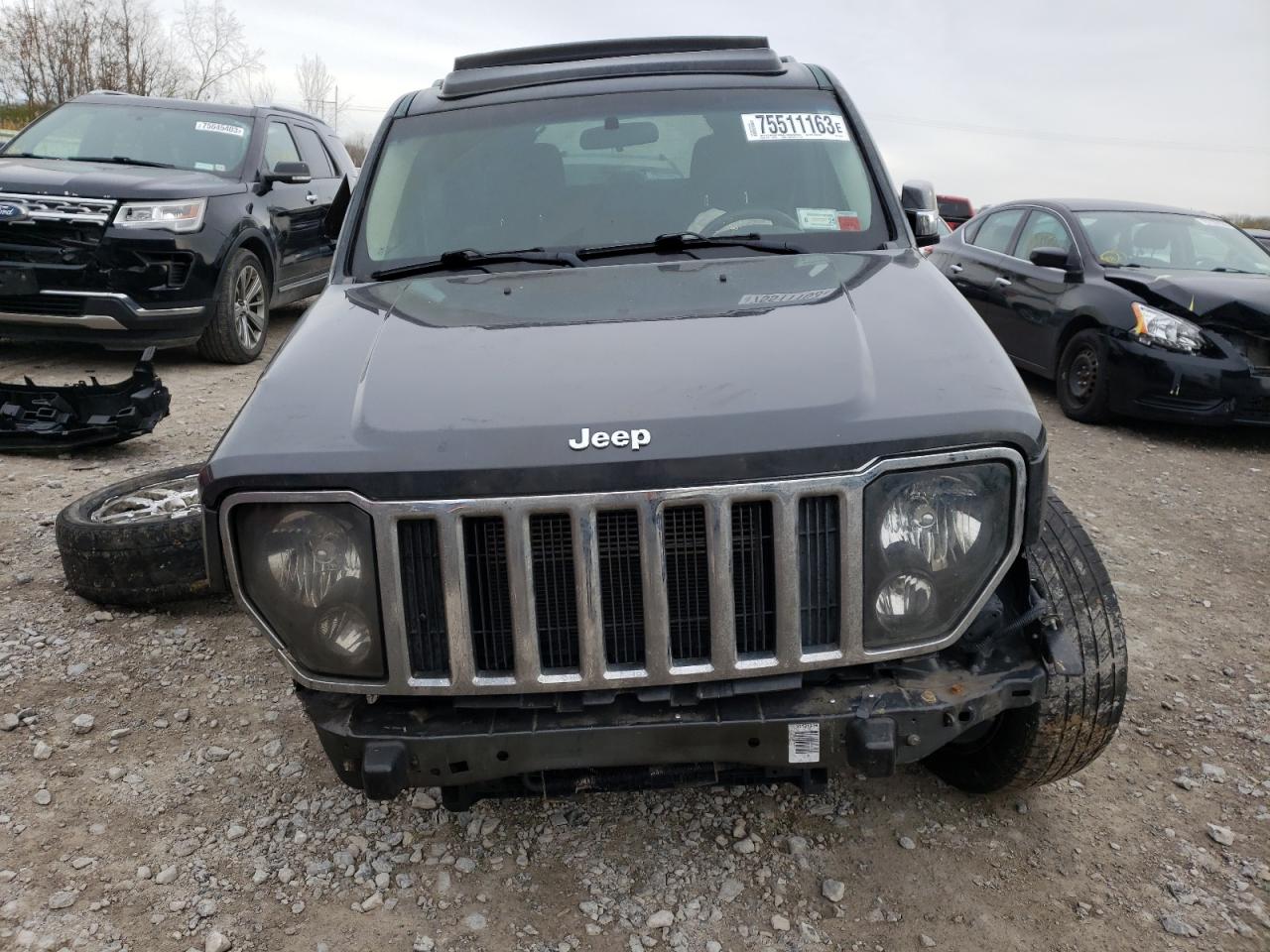 Photo 4 VIN: 1J4PN2GK0BW588382 - JEEP LIBERTY (NORTH AMERICA) 