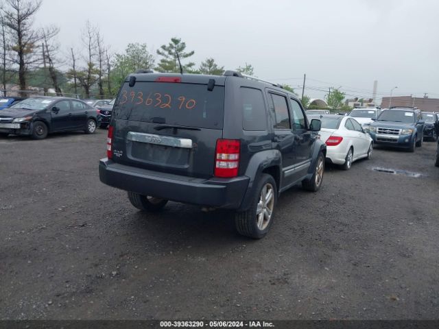 Photo 3 VIN: 1J4PN2GK0BW592996 - JEEP LIBERTY 