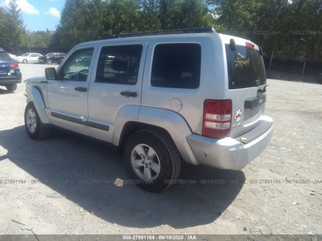 Photo 2 VIN: 1J4PN2GK1AW152980 - JEEP LIBERTY 