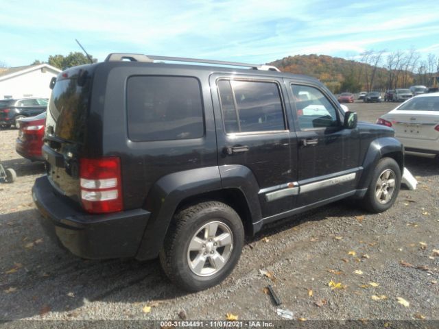 Photo 5 VIN: 1J4PN2GK1AW176731 - JEEP LIBERTY 