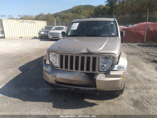 Photo 5 VIN: 1J4PN2GK1BW506112 - JEEP LIBERTY 