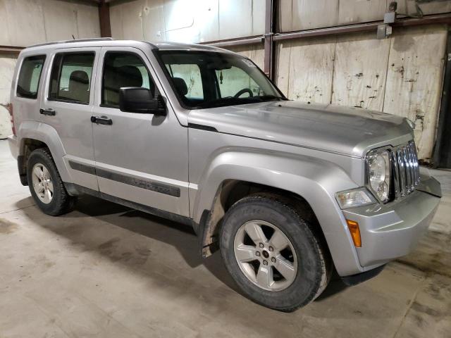 Photo 3 VIN: 1J4PN2GK1BW579447 - JEEP LIBERTY 