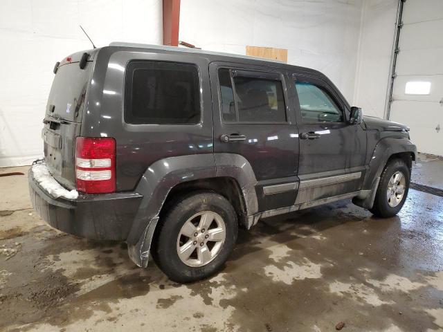 Photo 2 VIN: 1J4PN2GK1BW582364 - JEEP LIBERTY 