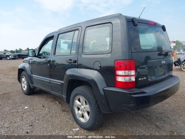 Photo 2 VIN: 1J4PN2GK2AW136092 - JEEP LIBERTY 