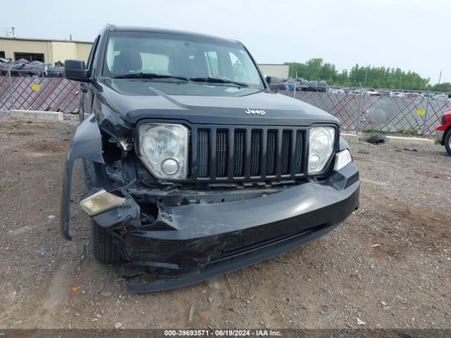 Photo 5 VIN: 1J4PN2GK2AW136092 - JEEP LIBERTY 