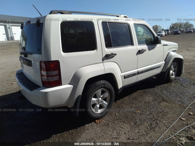 Photo 3 VIN: 1J4PN2GK2AW176205 - JEEP LIBERTY 