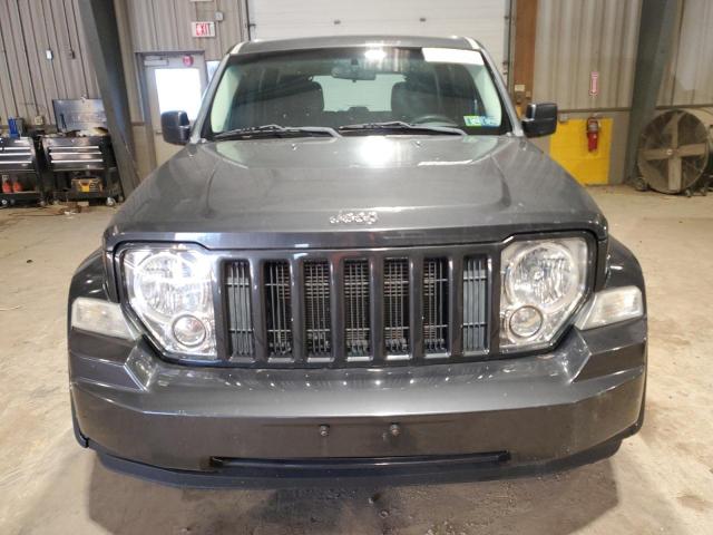 Photo 4 VIN: 1J4PN2GK2BW546649 - JEEP LIBERTY 