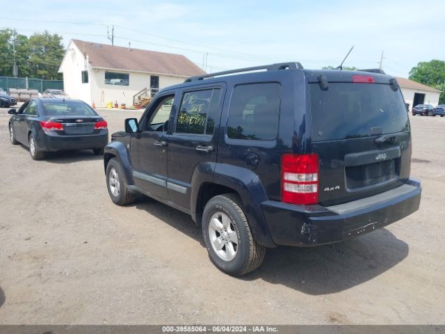 Photo 2 VIN: 1J4PN2GK2BW577948 - JEEP LIBERTY 