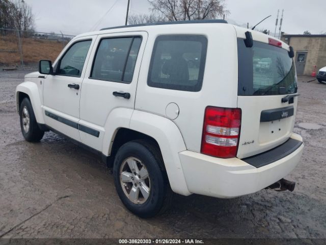 Photo 2 VIN: 1J4PN2GK3AW101030 - JEEP LIBERTY 