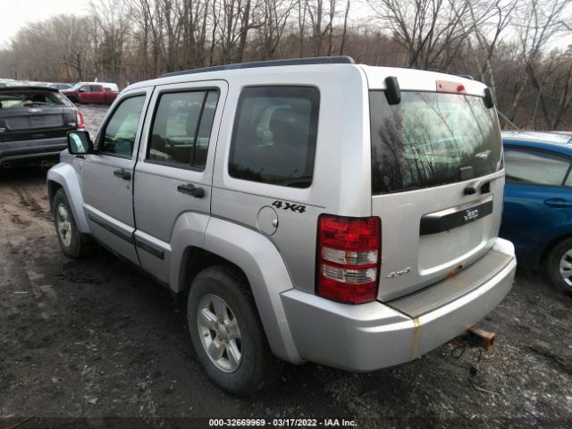 Photo 2 VIN: 1J4PN2GK3AW107166 - JEEP LIBERTY 