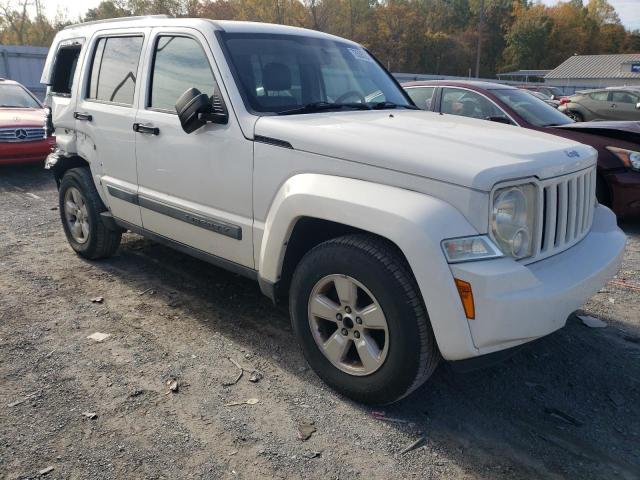 Photo 3 VIN: 1J4PN2GK3AW113811 - JEEP LIBERTY 