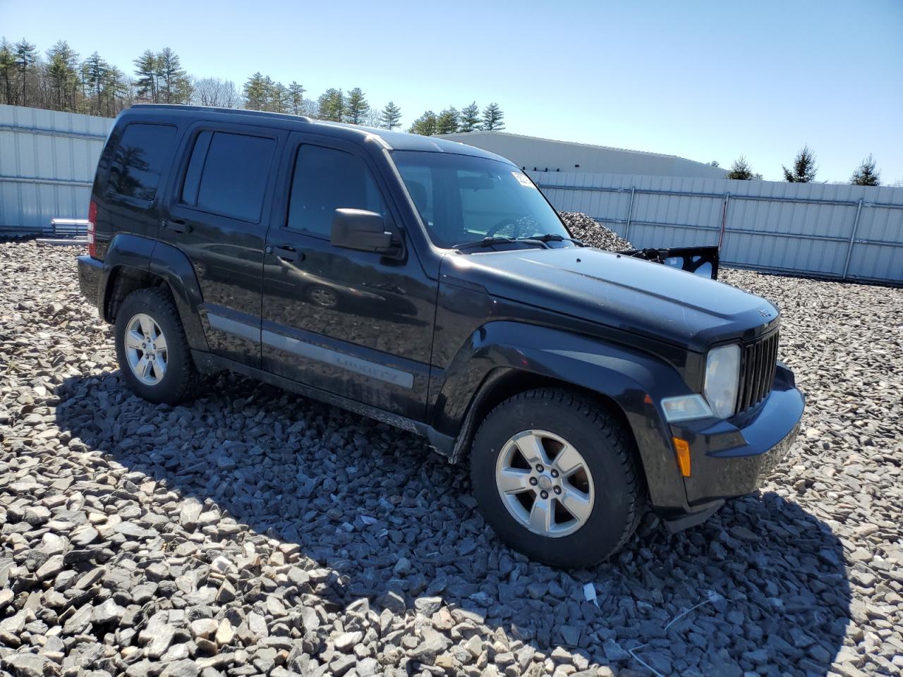 Photo 3 VIN: 1J4PN2GK3AW139325 - JEEP LIBERTY (NORTH AMERICA) 