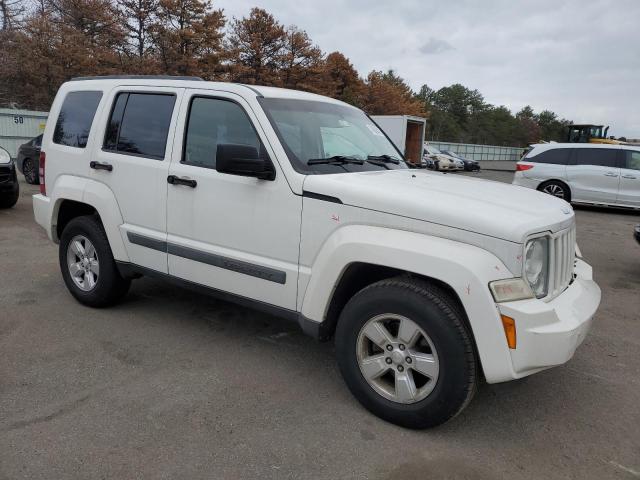 Photo 3 VIN: 1J4PN2GK3AW153841 - JEEP LIBERTY 