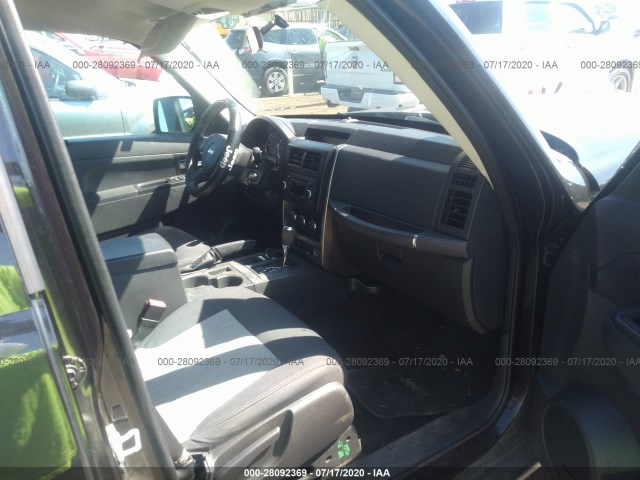 Photo 4 VIN: 1J4PN2GK3AW173006 - JEEP LIBERTY 