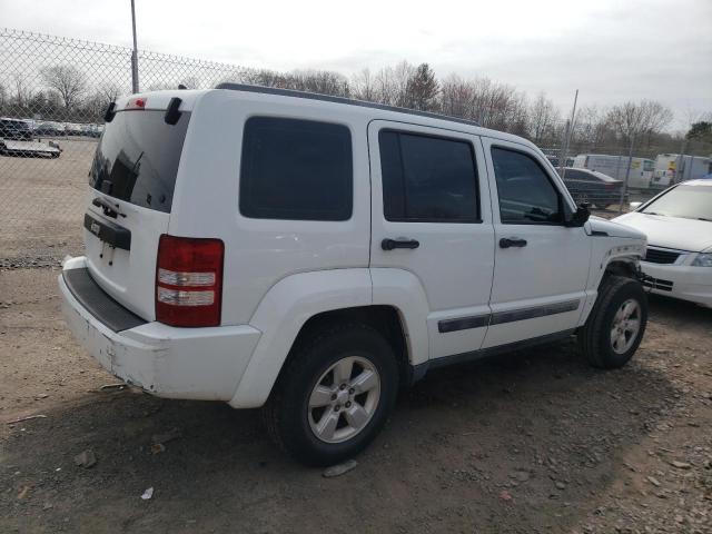 Photo 2 VIN: 1J4PN2GK3BW518102 - JEEP LIBERTY 