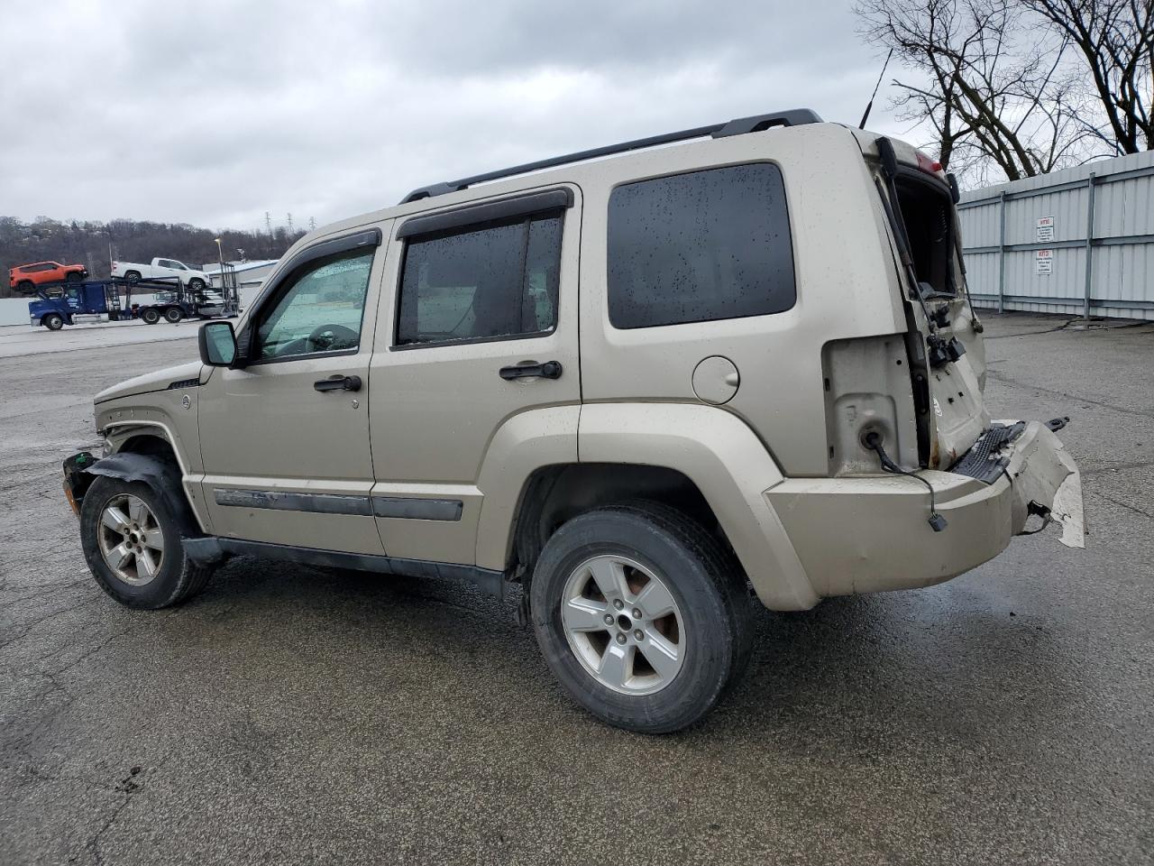 Photo 1 VIN: 1J4PN2GK3BW524112 - JEEP LIBERTY (NORTH AMERICA) 