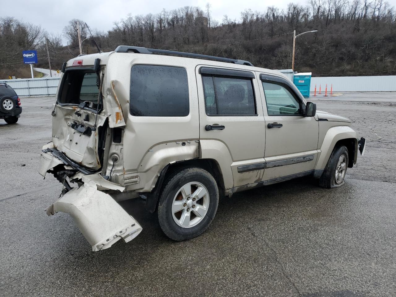 Photo 2 VIN: 1J4PN2GK3BW524112 - JEEP LIBERTY (NORTH AMERICA) 