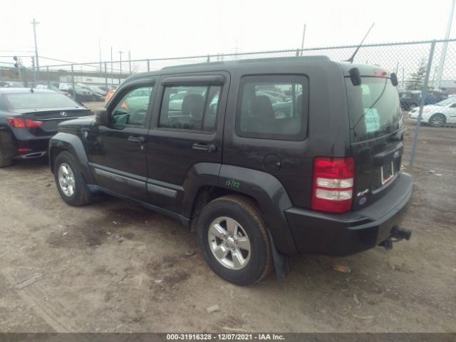 Photo 2 VIN: 1J4PN2GK3BW527303 - JEEP LIBERTY 