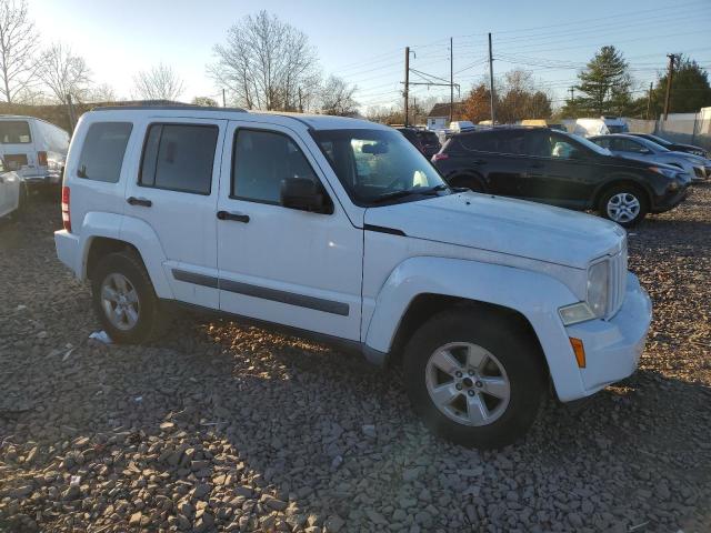 Photo 2 VIN: 1J4PN2GK3BW550838 - JEEP LIBERTY 