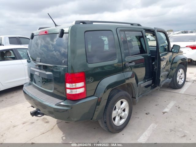 Photo 3 VIN: 1J4PN2GK3BW573584 - JEEP LIBERTY 