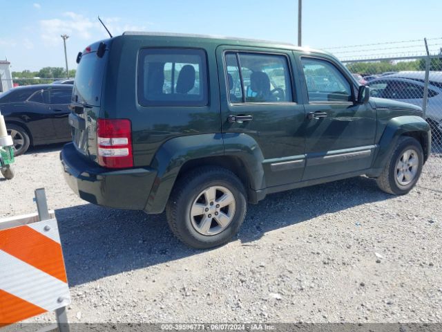 Photo 3 VIN: 1J4PN2GK3BW587761 - JEEP LIBERTY 