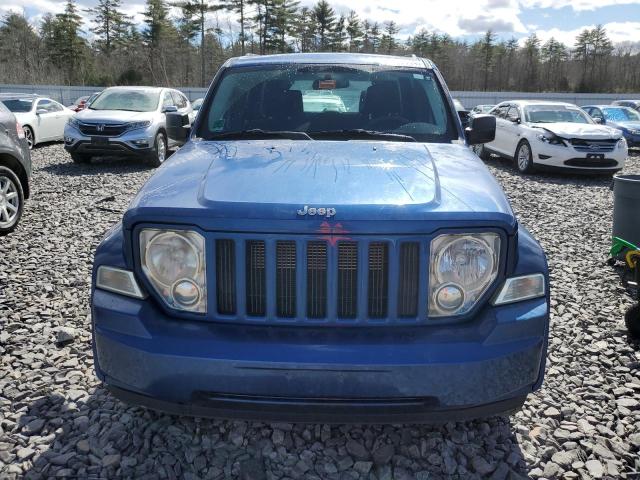 Photo 4 VIN: 1J4PN2GK4AW127782 - JEEP LIBERTY 