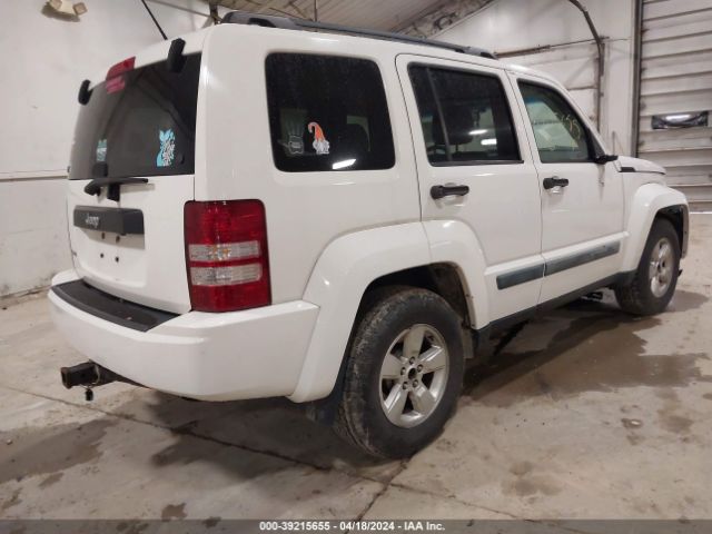 Photo 3 VIN: 1J4PN2GK4AW166422 - JEEP LIBERTY 