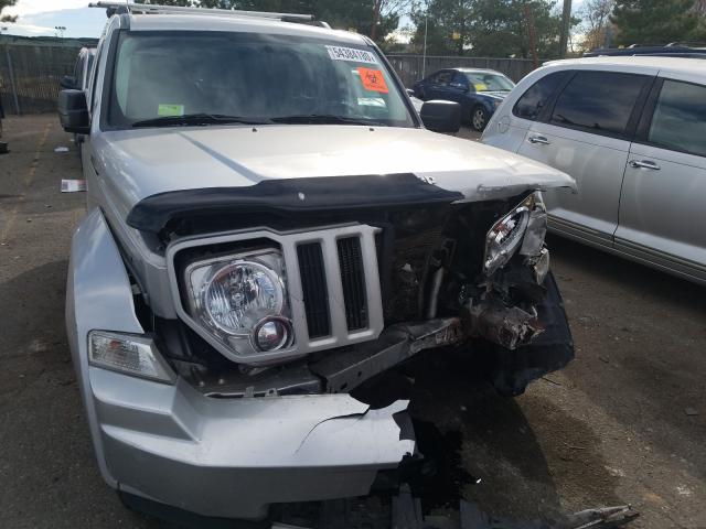 Photo 8 VIN: 1J4PN2GK4AW168655 - JEEP LIBERTY SP 