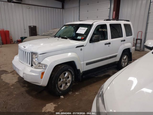 Photo 1 VIN: 1J4PN2GK4BW520831 - JEEP LIBERTY 