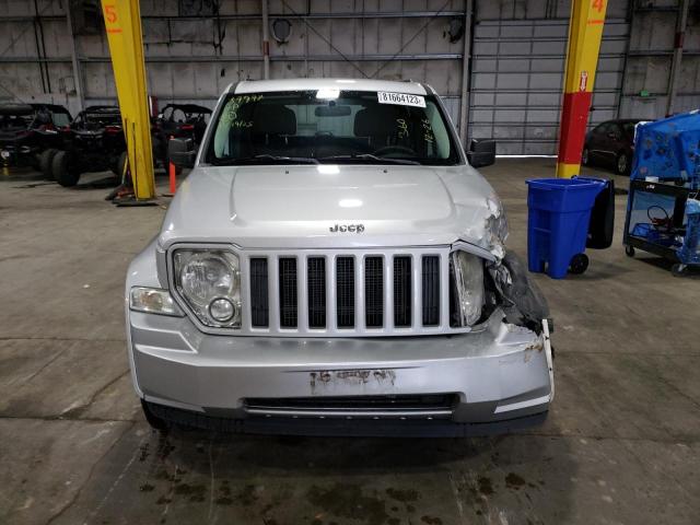 Photo 4 VIN: 1J4PN2GK4BW522143 - JEEP LIBERTY 