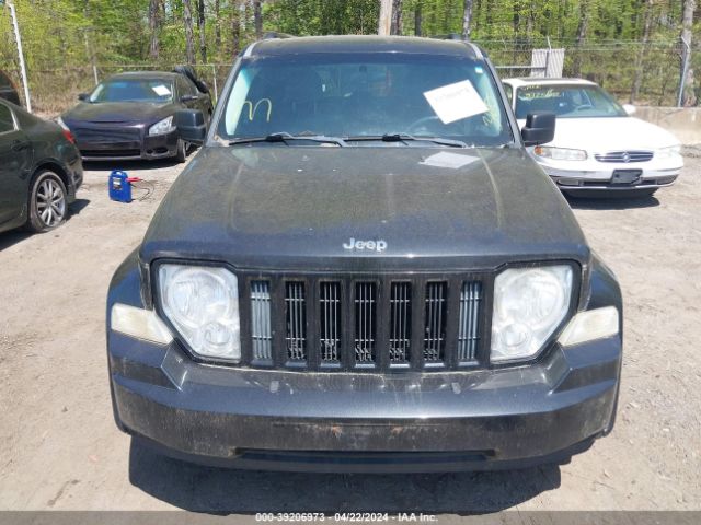 Photo 5 VIN: 1J4PN2GK4BW557460 - JEEP LIBERTY 