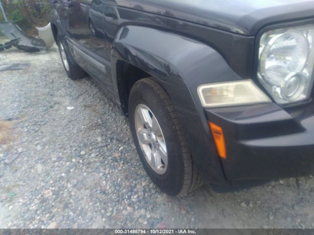 Photo 5 VIN: 1J4PN2GK4BW562545 - JEEP LIBERTY 