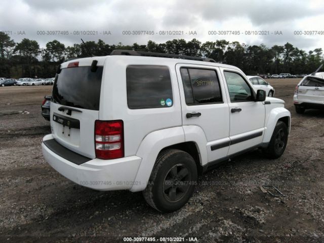 Photo 3 VIN: 1J4PN2GK4BW592418 - JEEP LIBERTY 