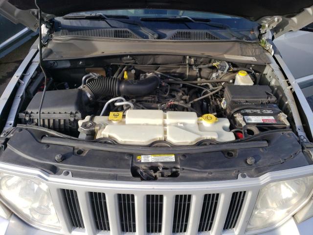 Photo 11 VIN: 1J4PN2GK5AW108366 - JEEP LIBERTY 