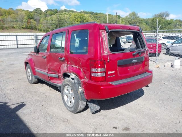 Photo 2 VIN: 1J4PN2GK5AW140833 - JEEP LIBERTY 