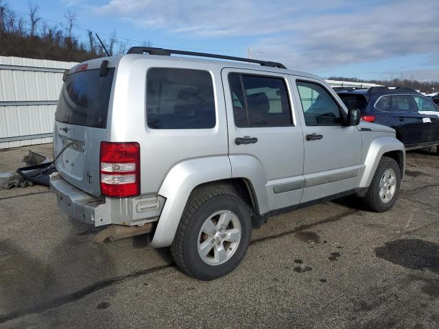 Photo 2 VIN: 1J4PN2GK5AW148771 - JEEP LIBERTY 