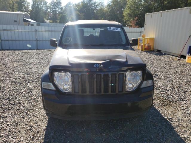 Photo 4 VIN: 1J4PN2GK5AW163447 - JEEP LIBERTY 