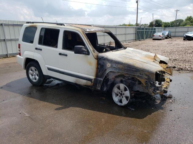 Photo 3 VIN: 1J4PN2GK5AW179180 - JEEP LIBERTY 