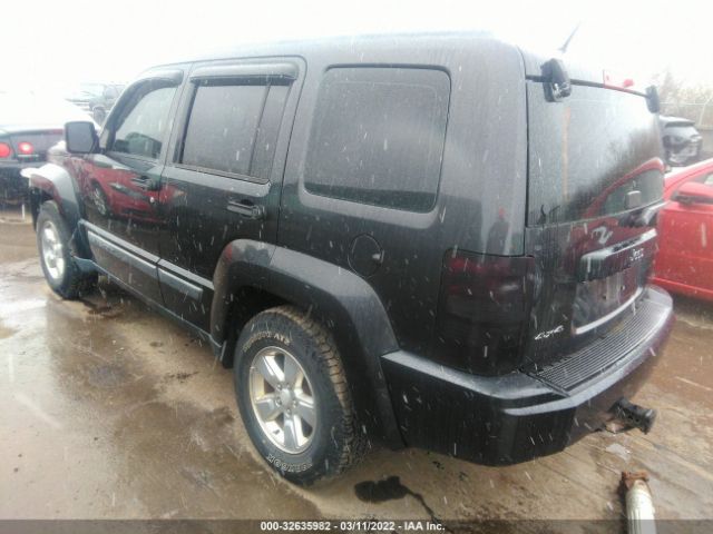 Photo 2 VIN: 1J4PN2GK5BW506386 - JEEP LIBERTY 