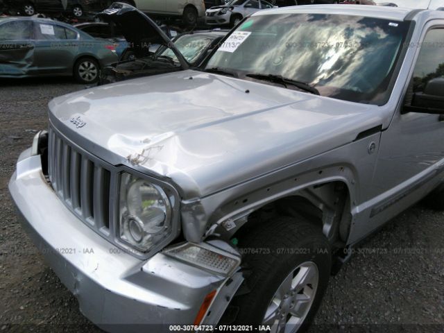 Photo 5 VIN: 1J4PN2GK5BW523849 - JEEP LIBERTY 