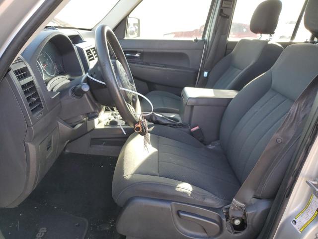 Photo 6 VIN: 1J4PN2GK5BW533507 - JEEP LIBERTY 