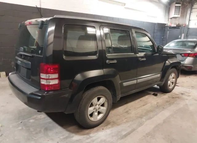 Photo 3 VIN: 1J4PN2GK6AW145247 - JEEP LIBERTY 