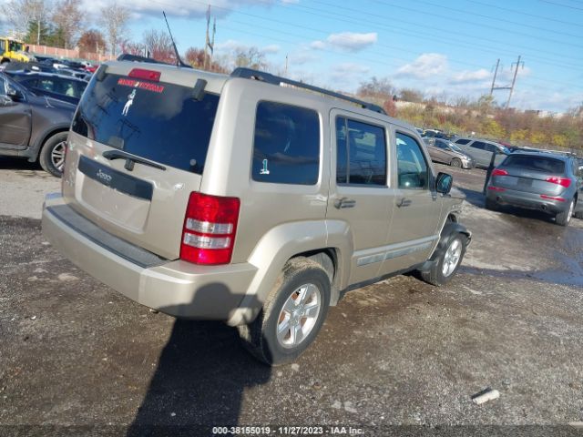 Photo 3 VIN: 1J4PN2GK6BW502122 - JEEP LIBERTY 