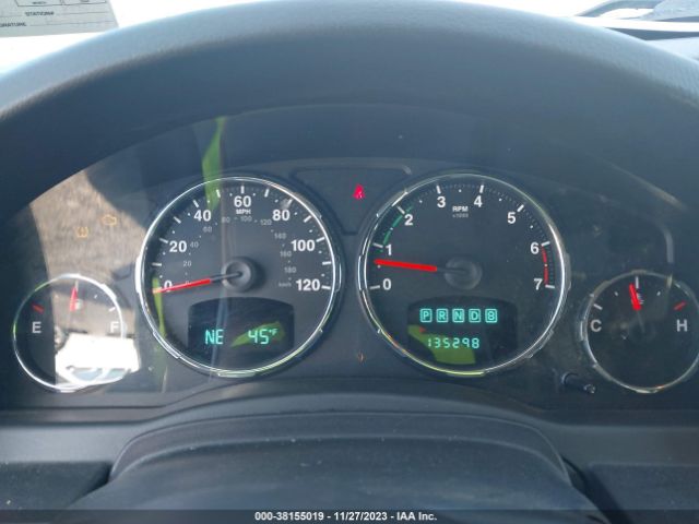 Photo 6 VIN: 1J4PN2GK6BW502122 - JEEP LIBERTY 