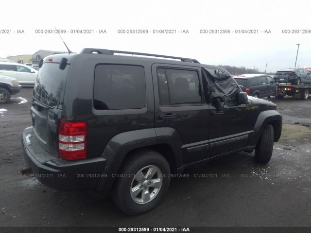 Photo 3 VIN: 1J4PN2GK6BW533421 - JEEP LIBERTY 