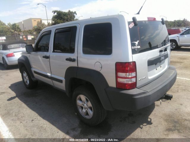 Photo 2 VIN: 1J4PN2GK6BW553300 - JEEP LIBERTY 