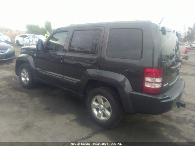 Photo 2 VIN: 1J4PN2GK6BW553555 - JEEP LIBERTY 