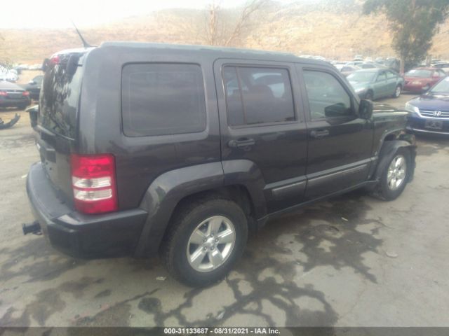 Photo 3 VIN: 1J4PN2GK6BW553555 - JEEP LIBERTY 